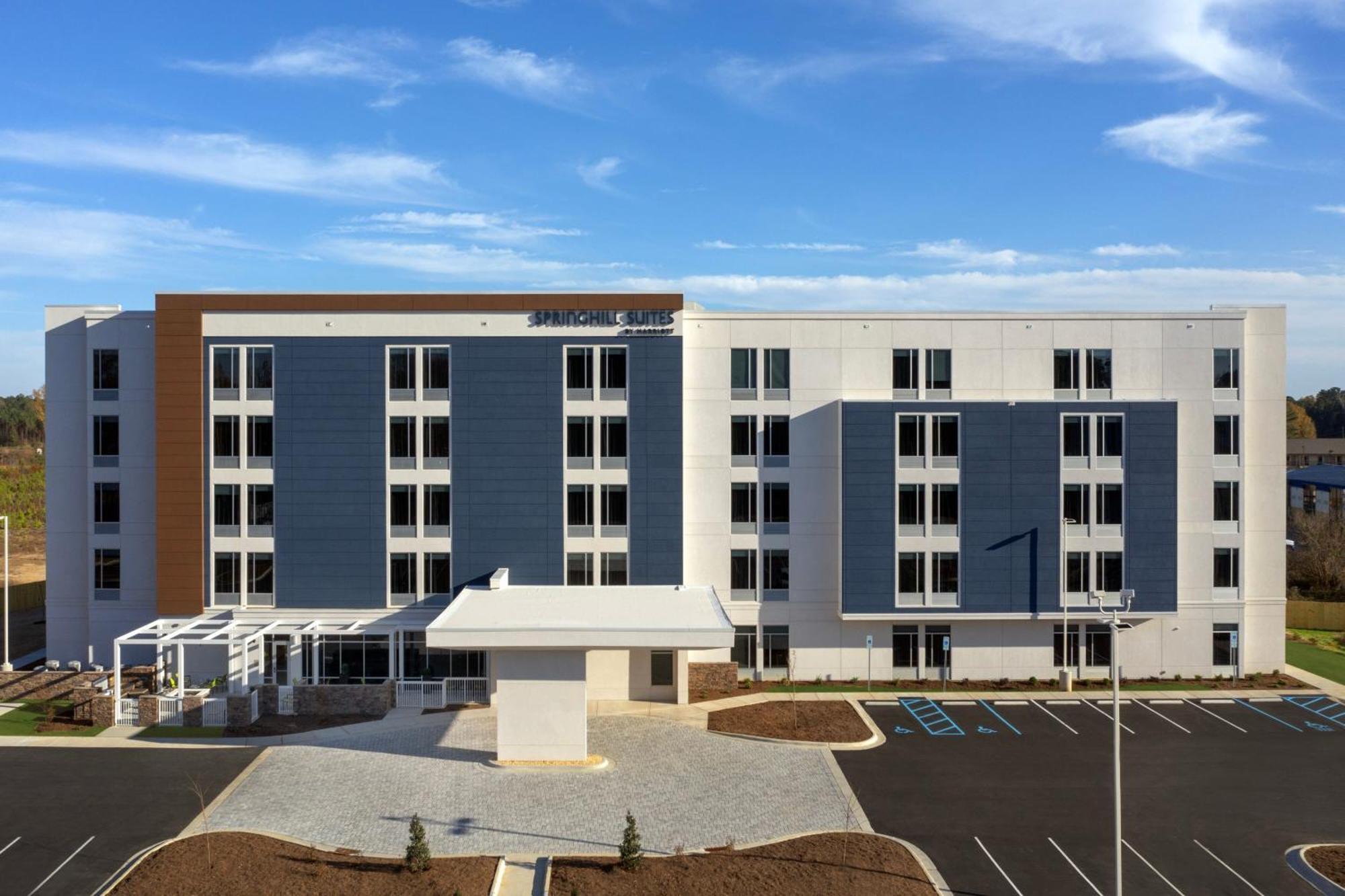 Springhill Suites By Marriott Fayetteville I-95 Екстериор снимка