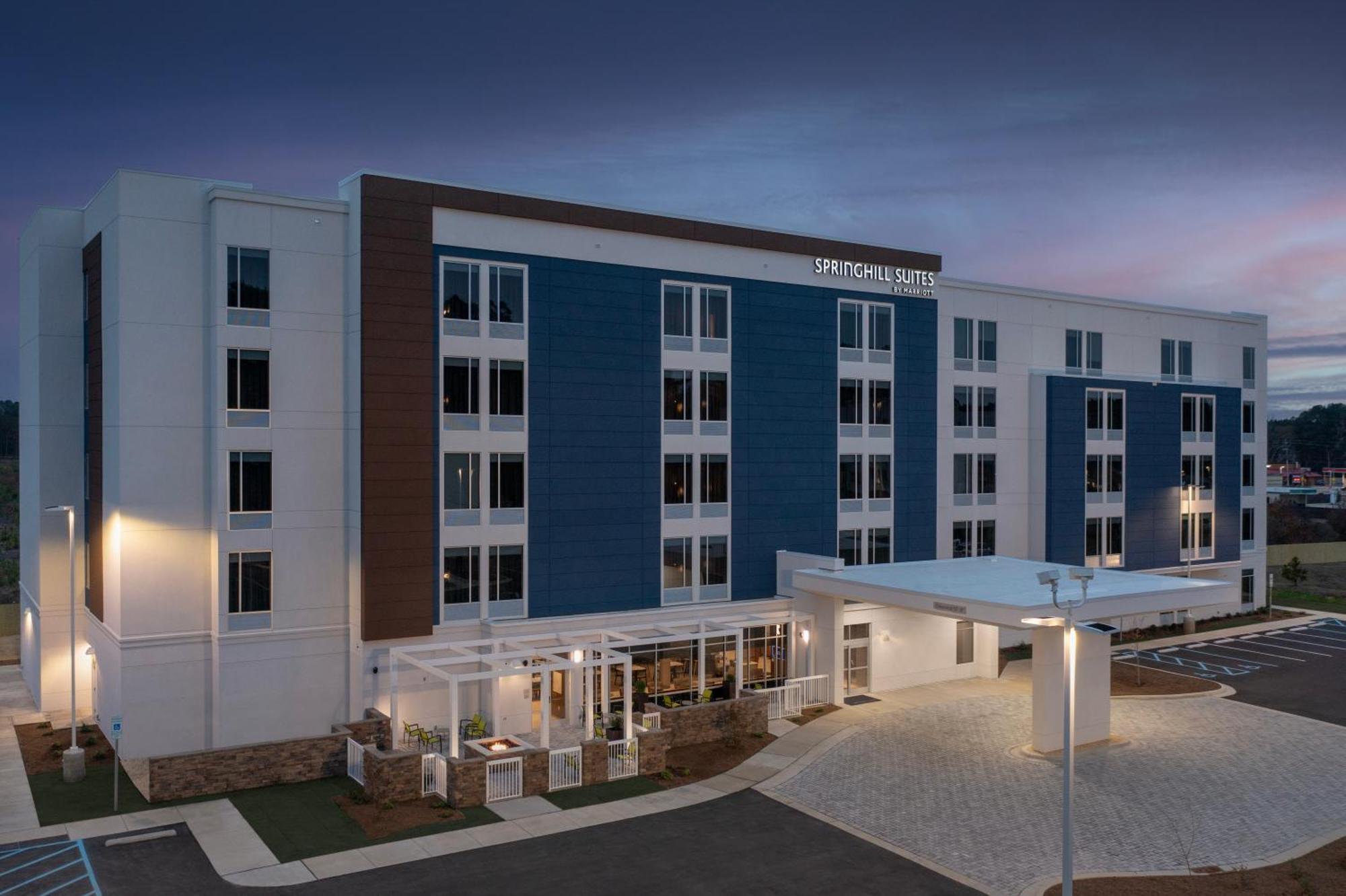 Springhill Suites By Marriott Fayetteville I-95 Екстериор снимка